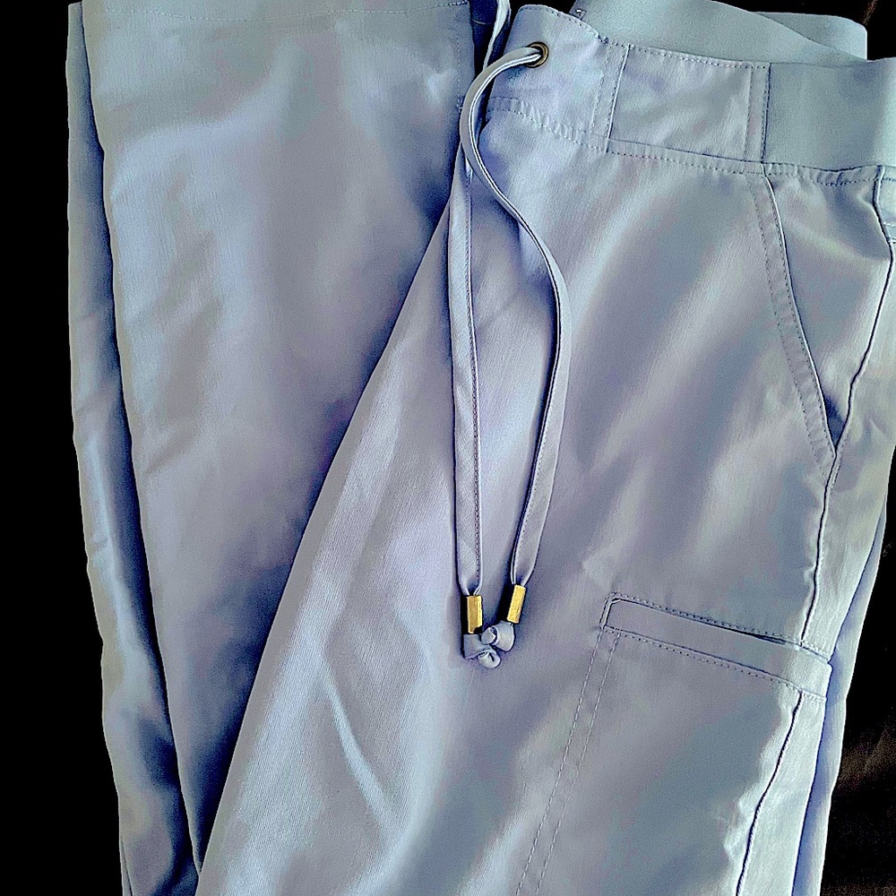 Grey’s Anatomy Scrub Set- Ceil Blue